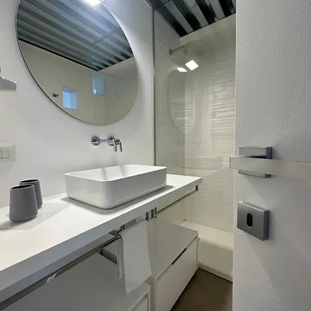 White In דירה מילאנו