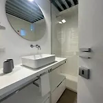 White In Apartamento Milão