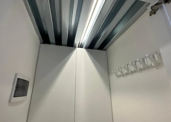 White In Apartament Mediolan
