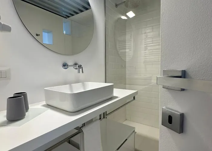 White In Apartament Mediolan