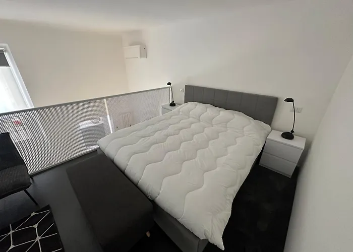 White In Apartament Mediolan